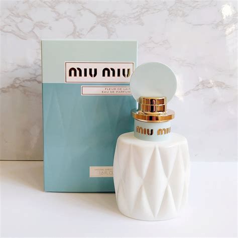 Miu Miu Fleur de Lait Miu Miu para Mujeres 